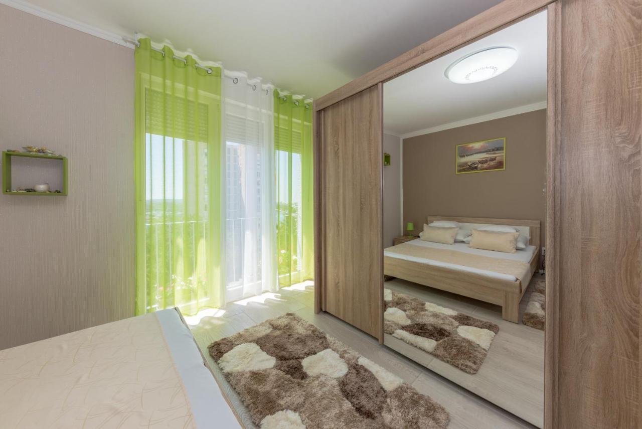 Apartment Danijela Šibenik Exteriör bild